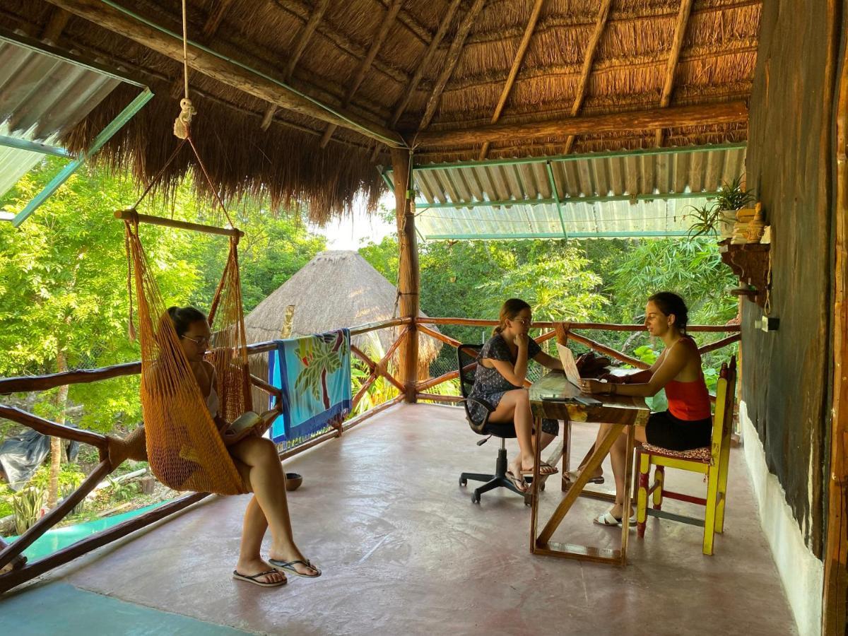 Апартаменты Malinche Cafe In Coba Tulum Экстерьер фото